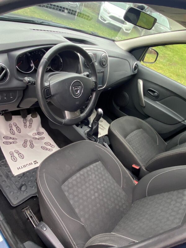 Dacia Logan 0,9 TCe 90 Laureate MCV 5d - Image 10