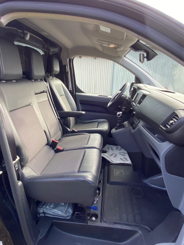 Peugeot Expert 2,0 BlueHDi 122 L2 Premium Van d - Image 16