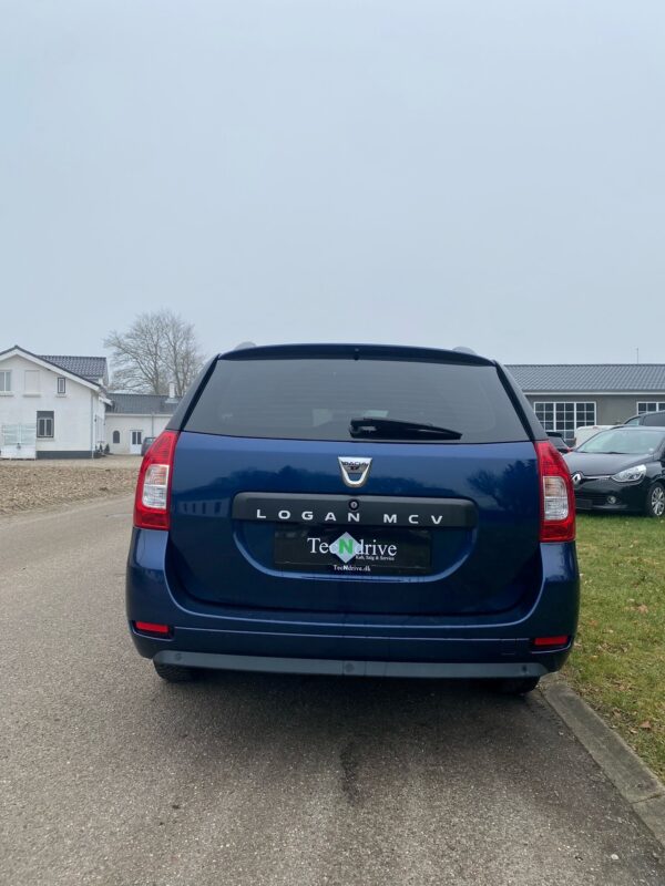 Dacia Logan 0,9 TCe 90 Laureate MCV 5d - Image 4